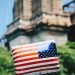 white, red, and blue US flag balloon